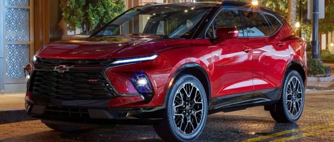 「汽车V报」​2023款雪佛兰开拓者官图发布；​路虎·揽胜运动版SVR巅峰典藏版发售-20220209