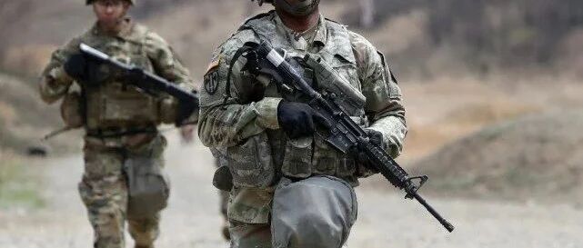 特朗普这次真发火了！数万美军即将入城清场，警告：再搞事就开火