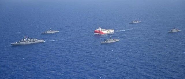 释放危险信号！法国划出开战红线警告土耳其，埃尔多安：走着瞧