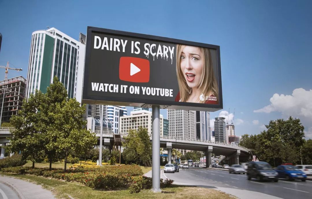巨幅“反牛奶运动”广告牌遍布整个洛杉矶，只为告诉你牛奶真的很可怕！