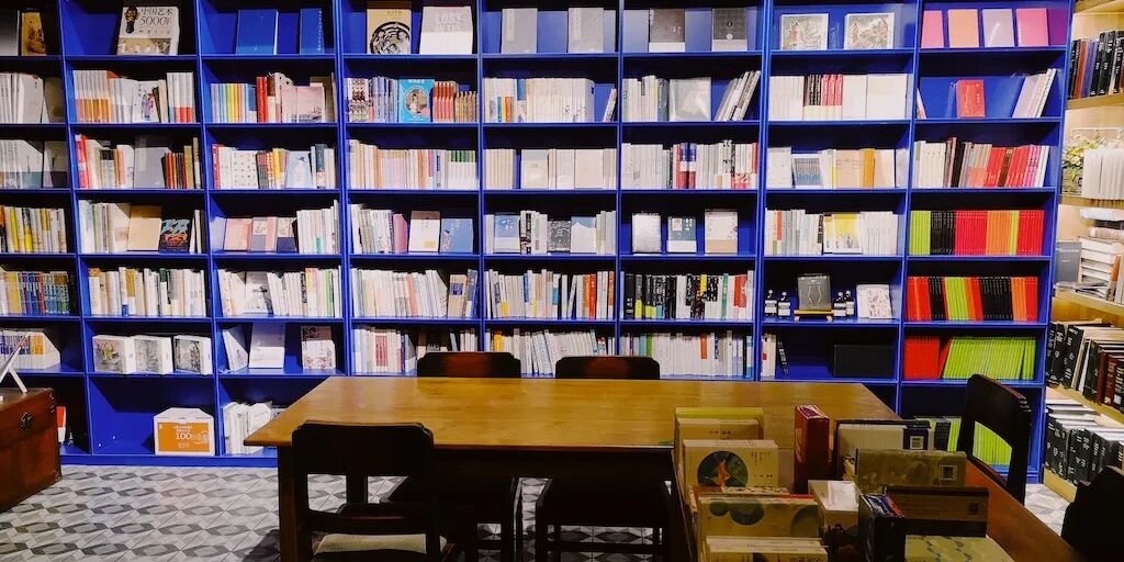 狂人即兴 x 码字人书店"和平菓局即兴喜剧之夜"