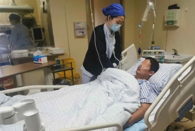 杭州32歲快遞小哥每天喝四五瓶碳酸飲料，一個月瘦了十幾斤進了重症監護室…… 健康 第1張