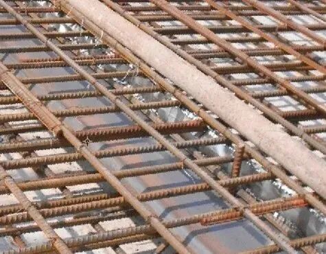 怎么处理施工缝？两种方法的图25