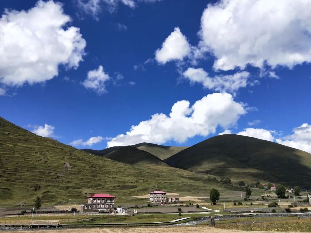 色达|只因多看了一眼，从此便是一眼万年