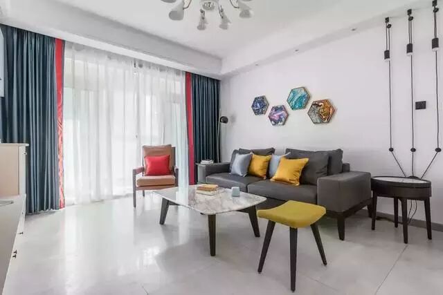 83平小户型北欧风，餐边柜的设计空间这么大，爱了爱了！