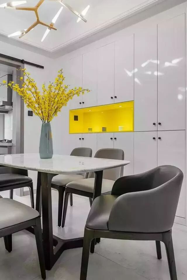 83平小户型北欧风，餐边柜的设计空间这么大，爱了爱了！