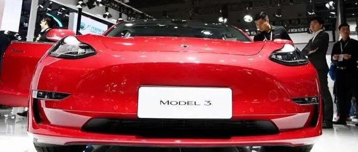 又遭“打脸”，拼购特斯拉黄了，拼多多硬怼，这波操作谁赚谁亏？