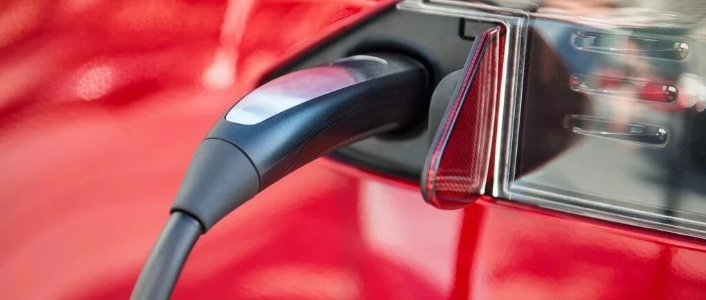 新能源车险要来啦！电池、软件、自燃……都可保！