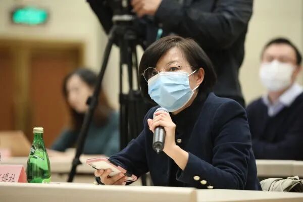 央行：保持人民币汇率弹性，允许宏观杠杆率阶段性上升…这场发布会信息量很大！(图10)