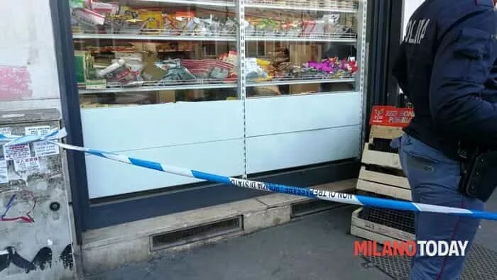 【海外华人】中国货行发生血案：温州女子被北方卖肉工捅死！