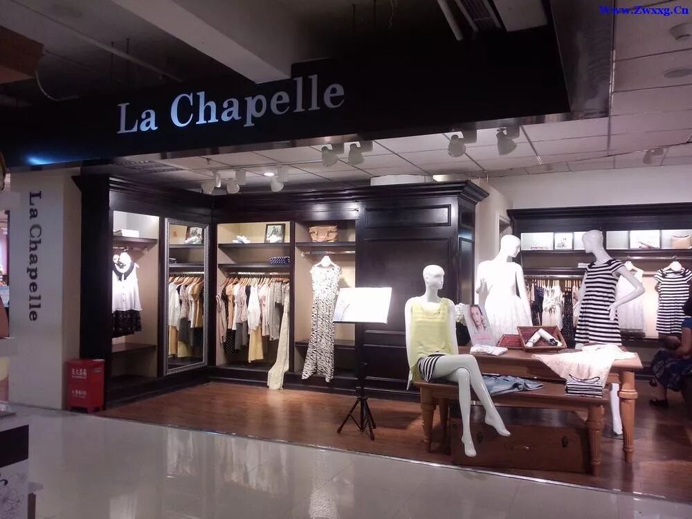 



一家服装巨头的崩塌：实控人质押爆仓 上半年亏损5亿 日均关店13家
