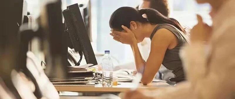 挨了职场第一顿毒打后：我的“年薪百万”梦醒了