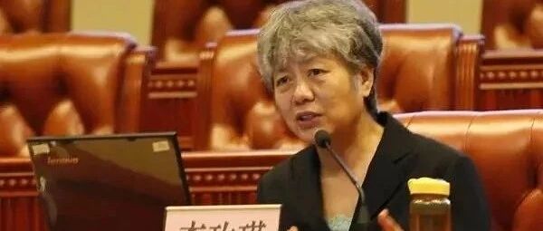 有一种炫耀，叫“我的老师很严格”（再忙也要读一读）