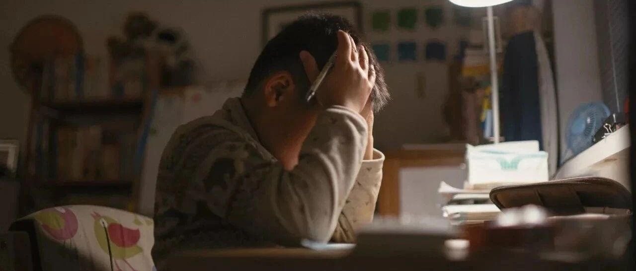 这4大迹象表明孩子成绩正在退步，期中考后再看就晚了！