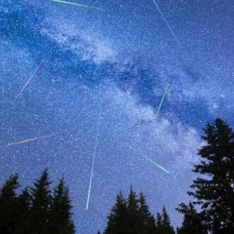全加拿大都能欣赏得到的超美流星雨！绝佳观赏日就是本周末！