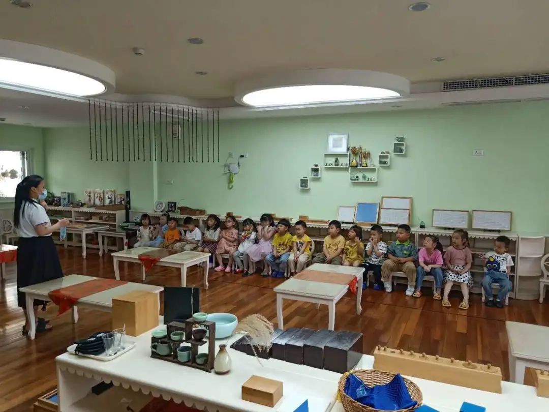 哈灵旗下龙泉市实验幼儿园开学在中国蓝新闻播出了!(图42)