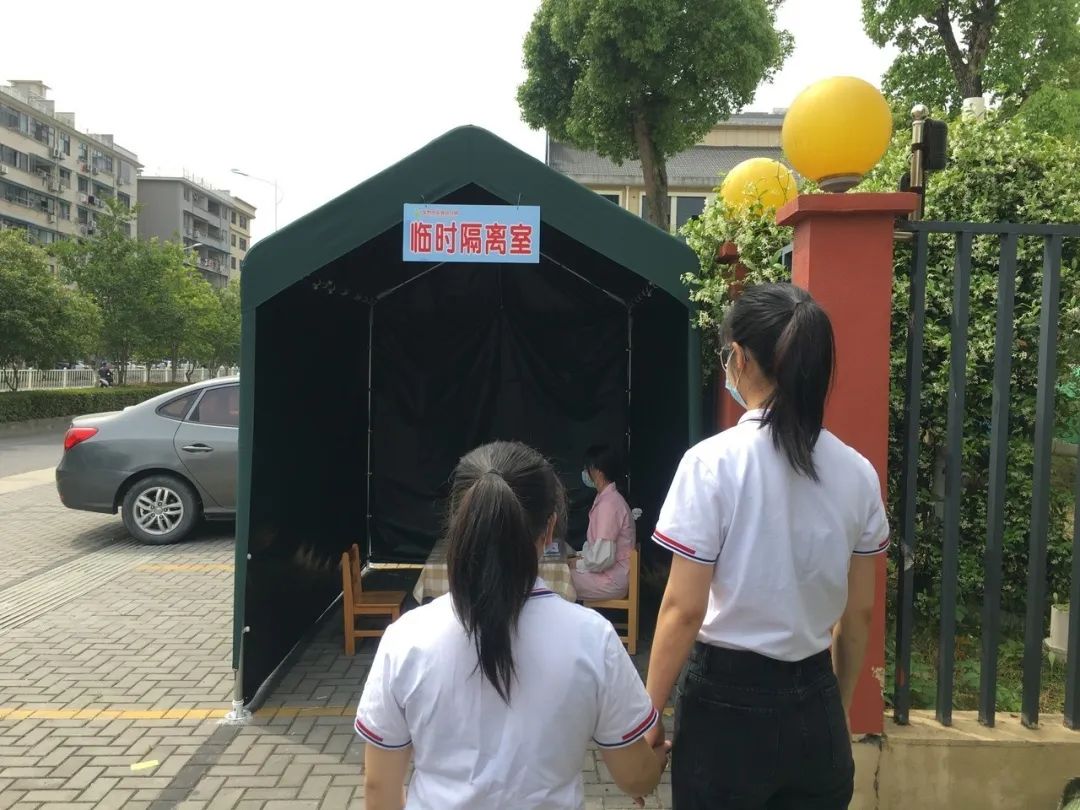 哈灵旗下龙泉市实验幼儿园开学在中国蓝新闻播出了!(图9)