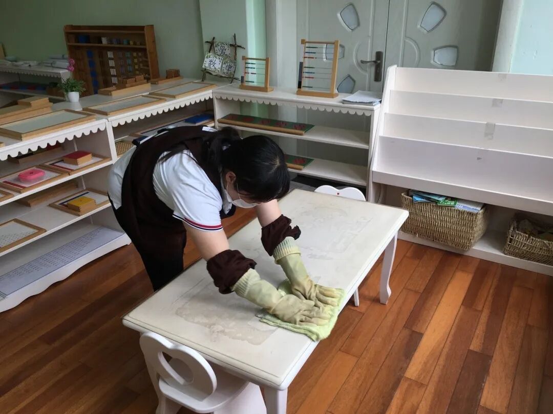 哈灵旗下龙泉市实验幼儿园开学在中国蓝新闻播出了!(图11)