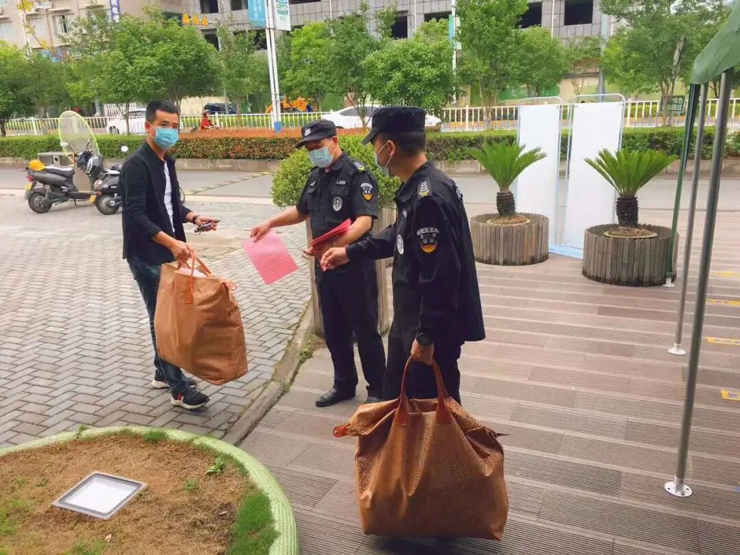 哈灵旗下龙泉市实验幼儿园开学在中国蓝新闻播出了!(图28)