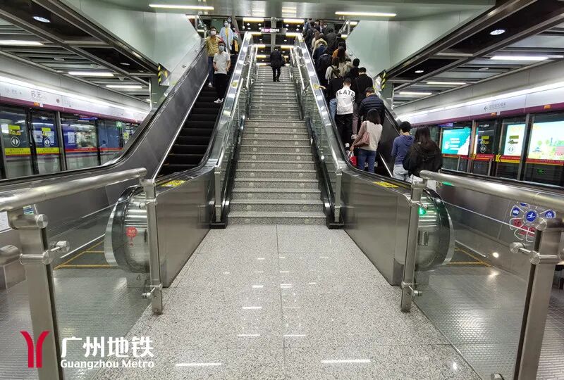 开了今天头班车起八号线小坪站石潭站恢复正常运营