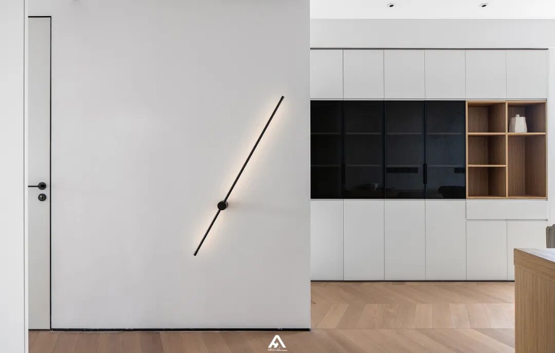 南昌阿鹤设计|200平湖景大宅洄游式布局把家当成美术馆艺术感满满