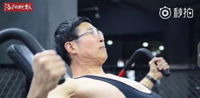 健身53年的中國大爺，堪稱「老年版」彭于晏！ 運動 第11張