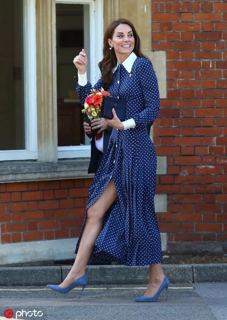 當凱特王妃穿上波點連衣裙，我看她的眼神變了 時尚 第18張