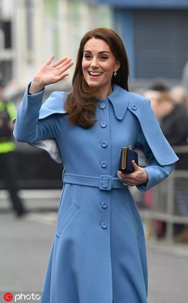 當凱特王妃穿上波點連衣裙，我看她的眼神變了 時尚 第49張