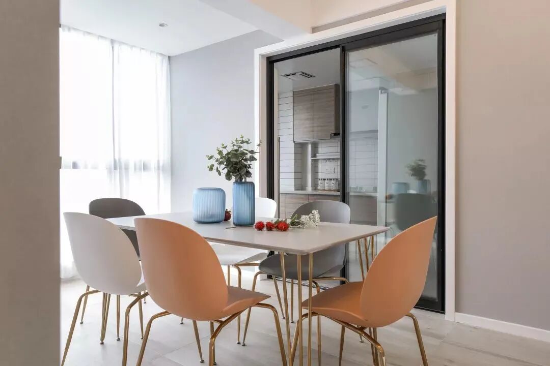 120平北欧风来袭，给人干净自然的舒适空间感