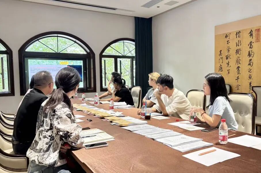 微信图片_2025-11-23_230127_737.jpg