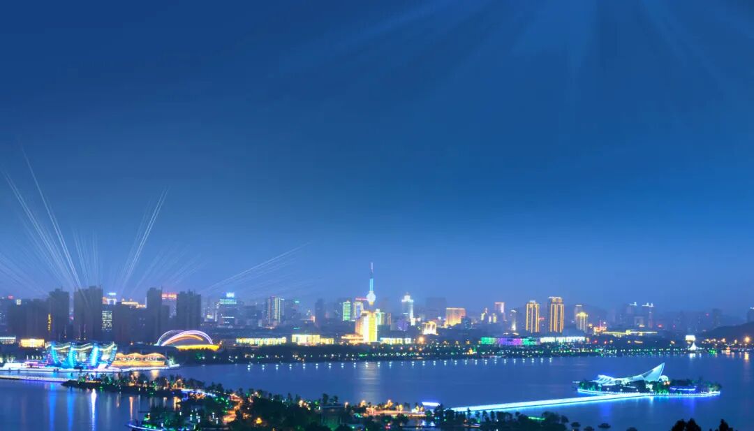 云龙湖夜景.jpg