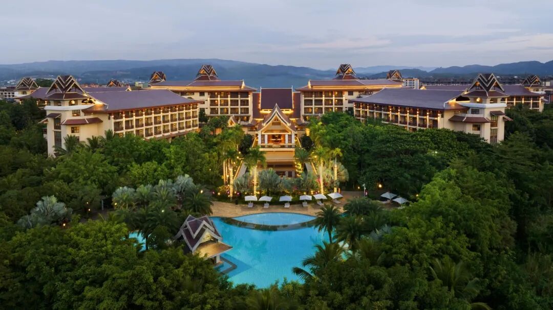 酒店黄昏鸟瞰图