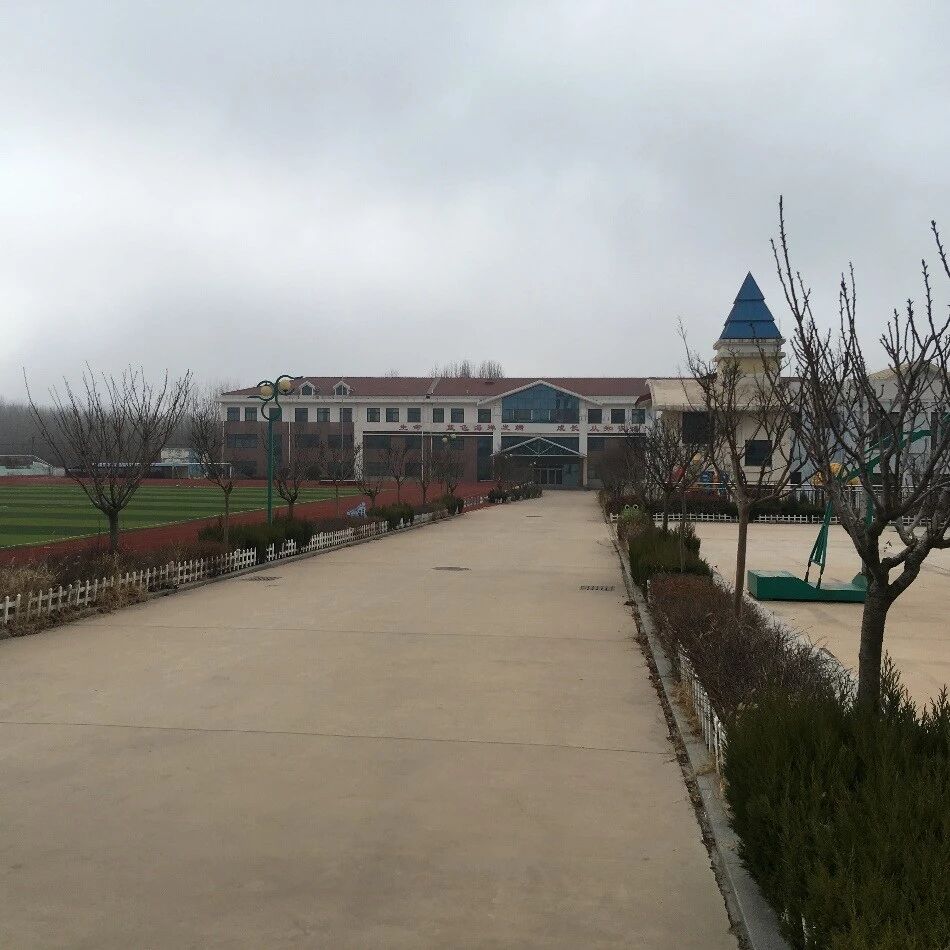 诚租公告