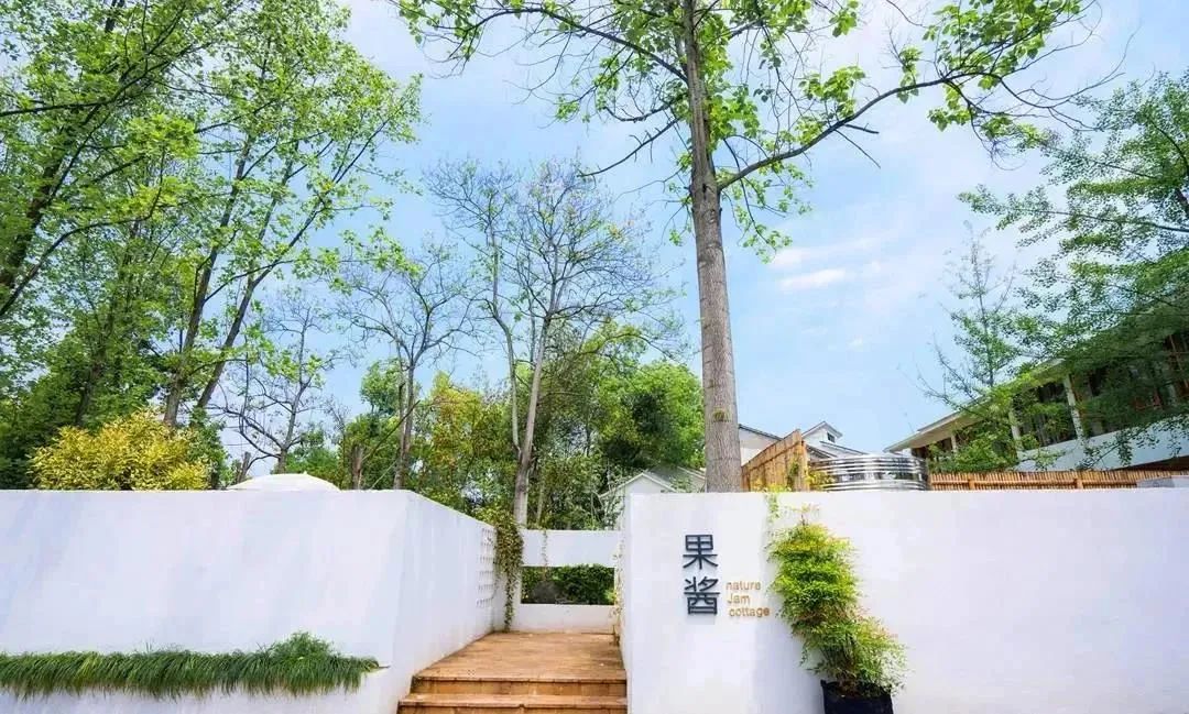 千柏地板_柏逸木地板_柏爾雅地板是幾線(xiàn)品牌