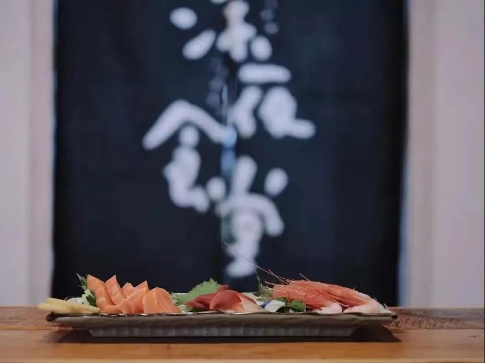 千柏地板_柏爾雅地板是幾線(xiàn)品牌_柏逸木地板