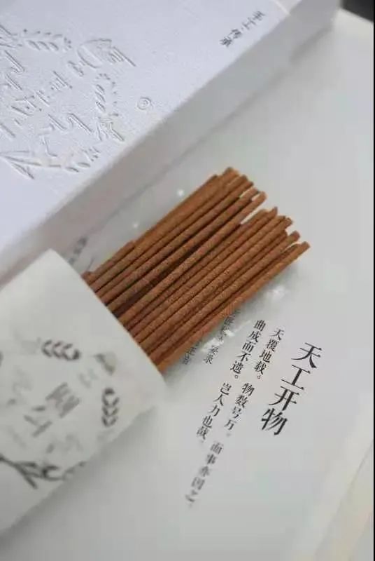 柏爾雅地板是幾線(xiàn)品牌_千柏地板_柏逸木地板
