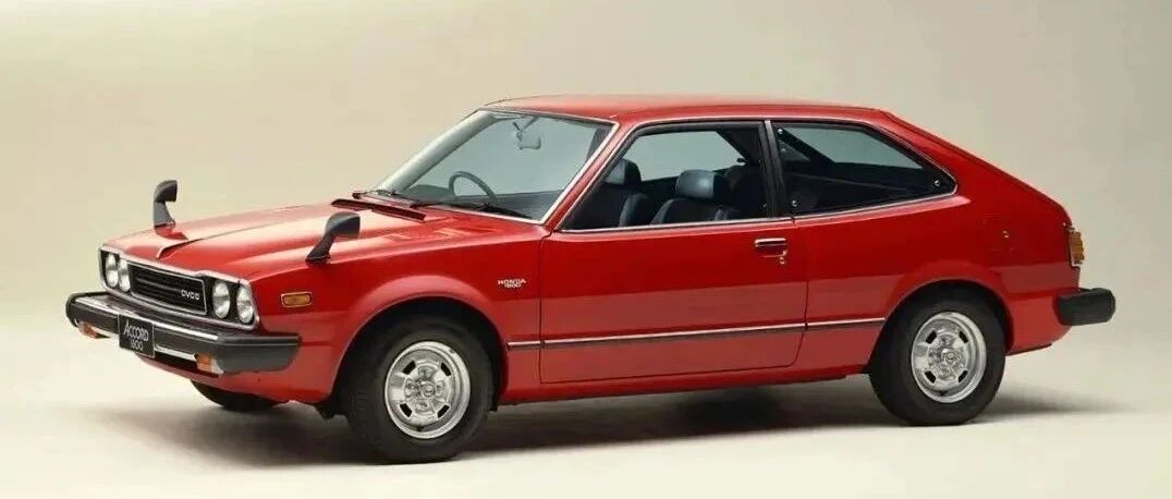 本田雅阁简史：46年风雨，从“大号思域”到全球最畅销中型车