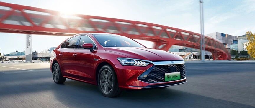 新能源拐点期：由比亚迪DM-i“爆单”引发的思考