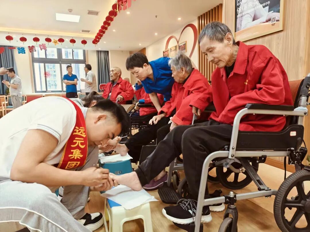 郑远元母亲节献礼行动|公益修脚,让爱始于足下
