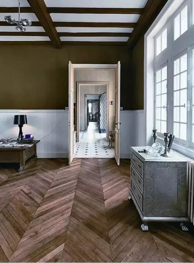 地不平到底能不能铺地板？