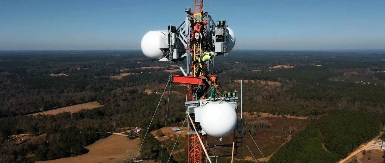 250米塔高，36扇区，这个SuperCell能顶25个宏基站