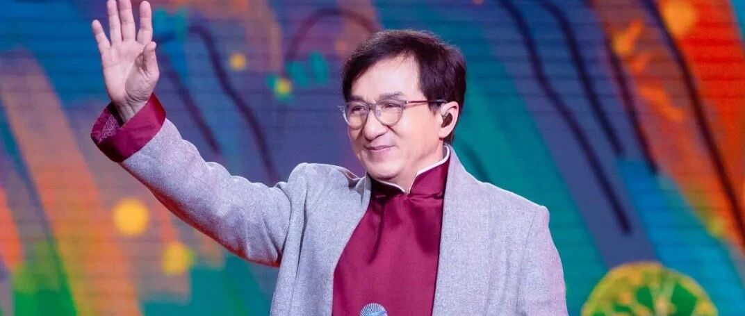 这是要偷偷变潮，然后惊艳所有人？