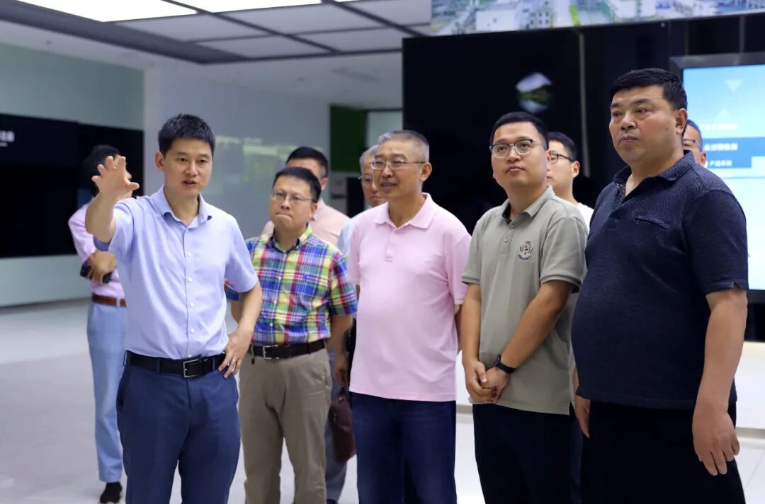 浙江省產(chǎn)學(xué)研合作促進(jìn)會走進(jìn)聚光科技開展研學(xué)活動