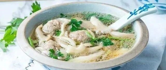 寒冷冬日，别错过这5道暖身滋补汤，每一道都很好喝，开胃又暖身