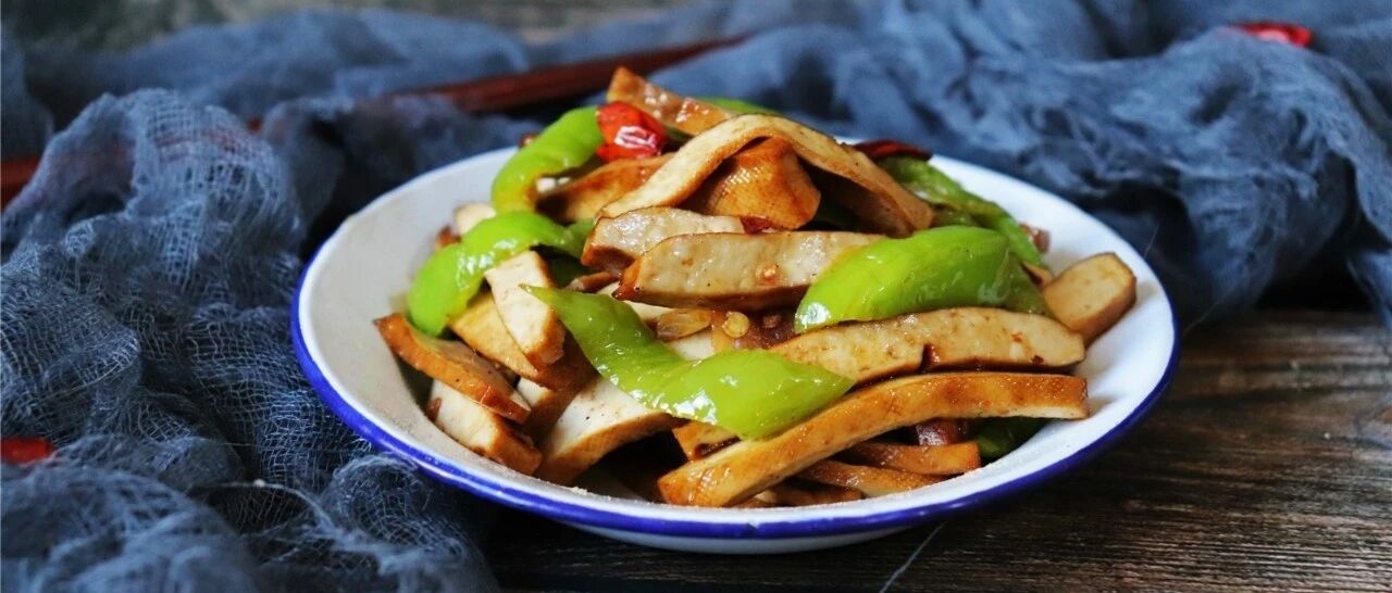 3块钱一盘下饭菜，吃2盘才过瘾！还要多吃 1碗饭！