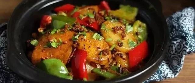 经典下饭菜干锅土豆片、花菜、千叶豆腐，一招学会！