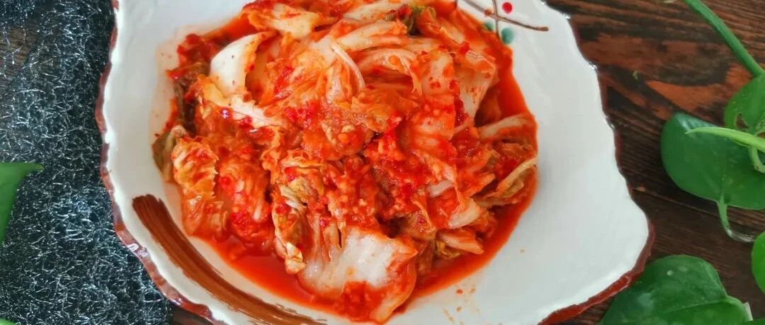 在家自制东北“辣白菜”，特简单的做法，味道正，第二天就能吃！