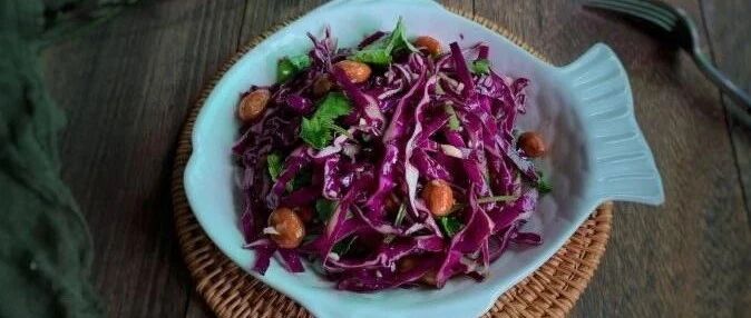 紫甘蓝的8种家常做法，凉拌、沙拉、下锅炒都是美味！