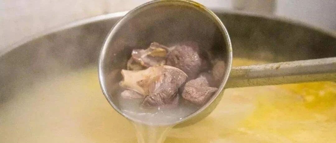 高汤怎么熬？大厨教你10种高汤做法，做菜下面都是绝配！