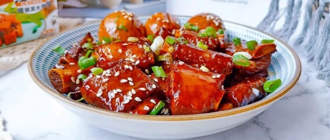 红烧菜需要炒糖色，用白糖和冰糖有什么区别？教你炒糖色的小技巧